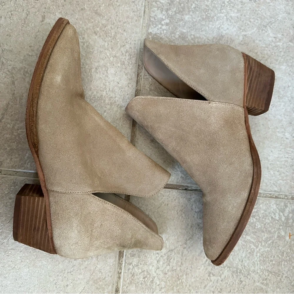 Free People Charm Double V Camel Suede Ankle Boot Boots real‎ leather size 7